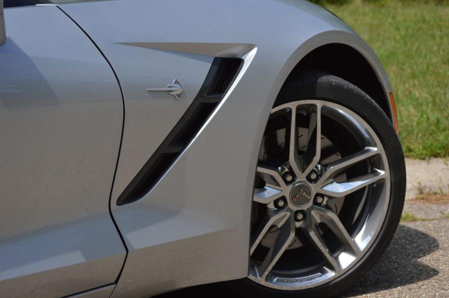  Chevrolet Corvette Stingray 2014 года  (фото 225 из 253)